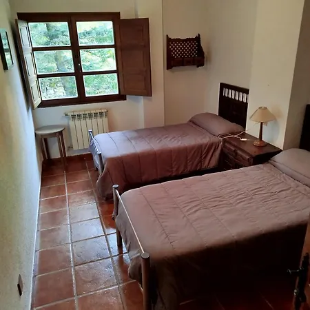 El Caseron De Fuentes Carrionas * Cardano de Abajo