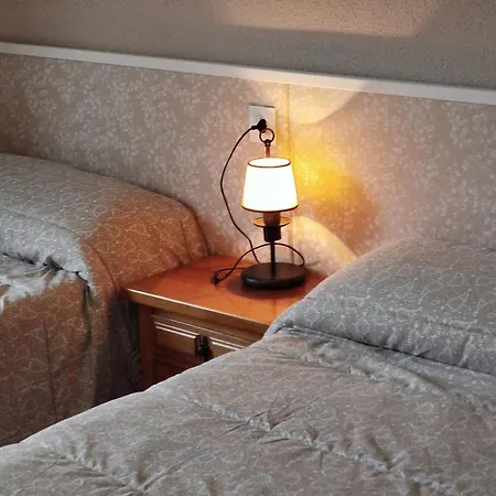 El Caseron De Fuentes Carrionas Hostel *