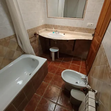 El Caseron De Fuentes Carrionas Cardano de Abajo