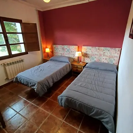 El Caseron De Fuentes Carrionas