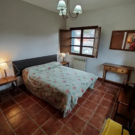 El Caseron De Fuentes Carrionas