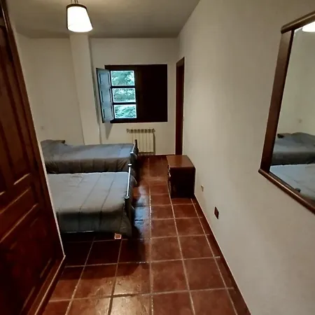 El Caseron De Fuentes Carrionas Cardano de Abajo