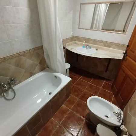 El Caseron De Fuentes Carrionas Hostel Cardano de Abajo