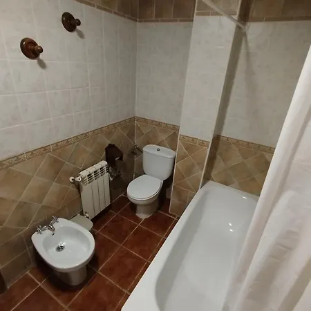 El Caseron De Fuentes Carrionas Cardano de Abajo