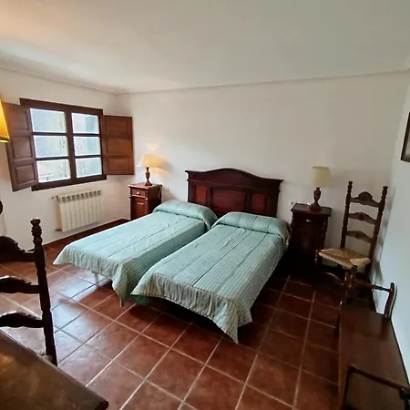 El Caseron De Fuentes Carrionas