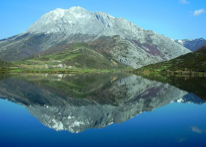 El Caseron De Fuentes Carrionas 호스텔 *