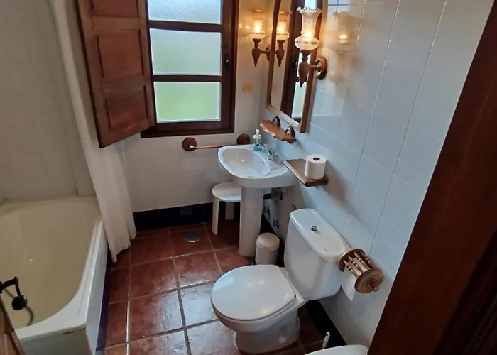 El Caseron De Fuentes Carrionas *