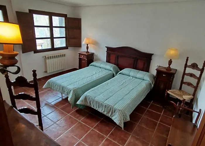 El Caseron De Fuentes Carrionas Cardano de Abajo