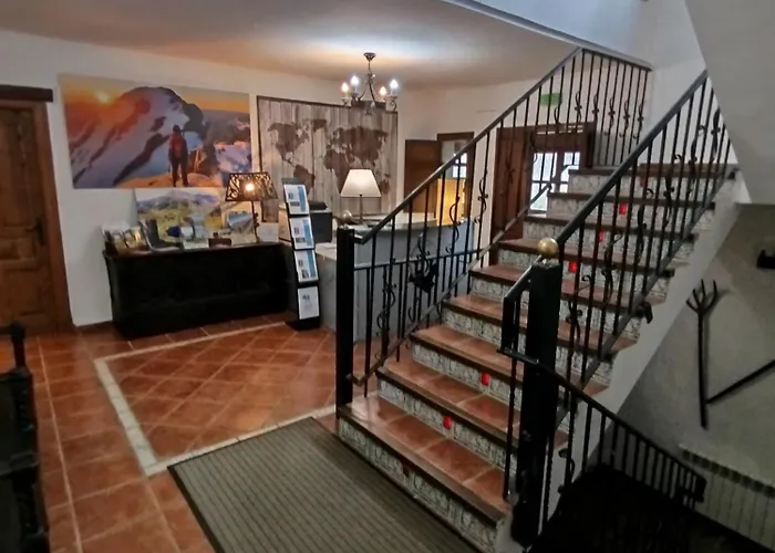 El Caseron De Fuentes Carrionas * Cardano de Abajo