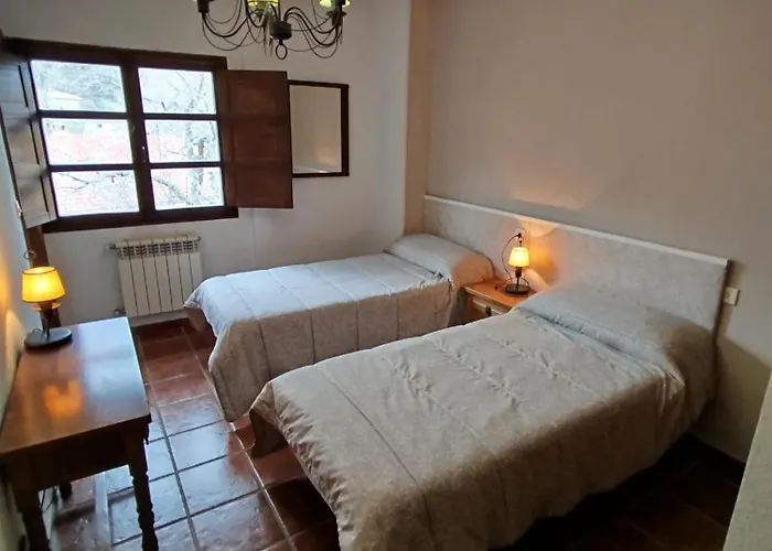 El Caseron De Fuentes Carrionas 호스텔 Cardano de Abajo