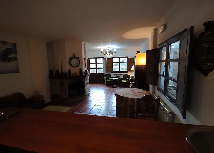 El Caseron De Fuentes Carrionas 호스텔 *