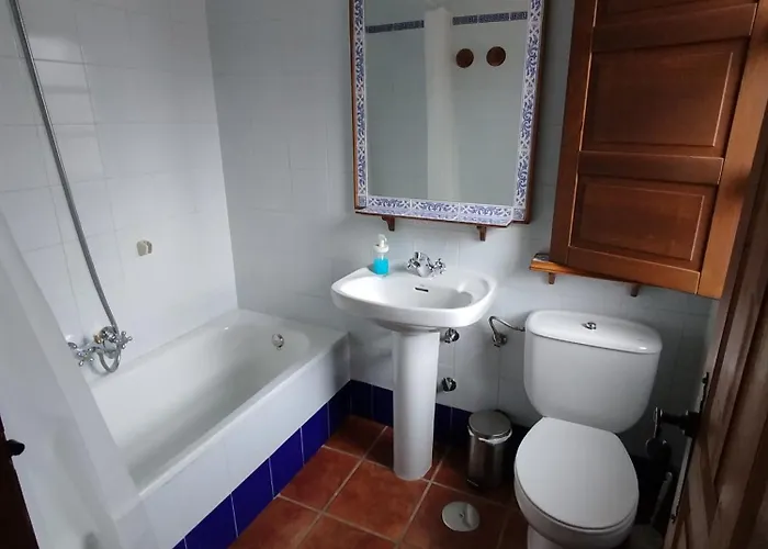 El Caseron De Fuentes Carrionas *